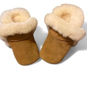 UGG Kids Suede Mittens with Cream Shearling Cuff - Chestnut